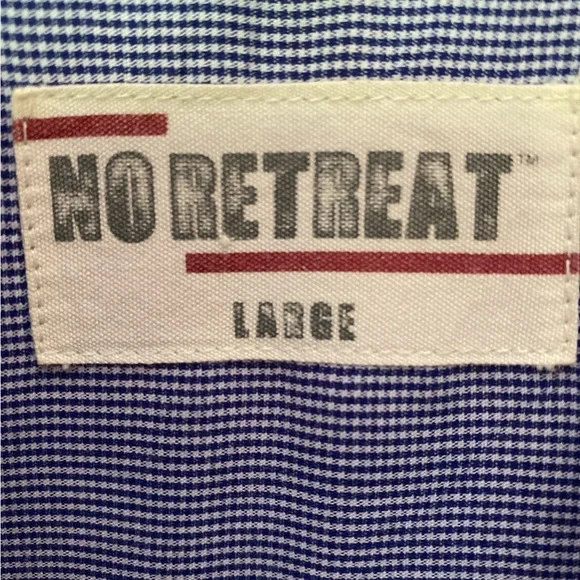 No Retreat Men’s Checkered Shirt Large – Gingham Print w/ Patriotic Detail - Picture 2 of 6